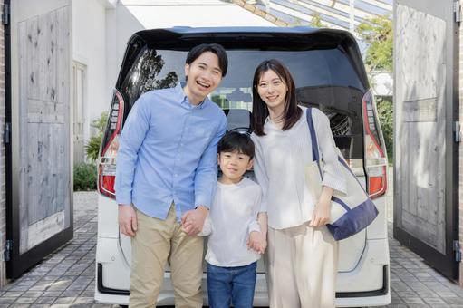 ご家庭に合った車選びで、家族の時間をもっと快適に