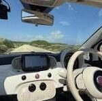 【呉市のドライバー必見】そのアクセサリー大丈夫？警察の取り締まり対象になりやすい車内装飾