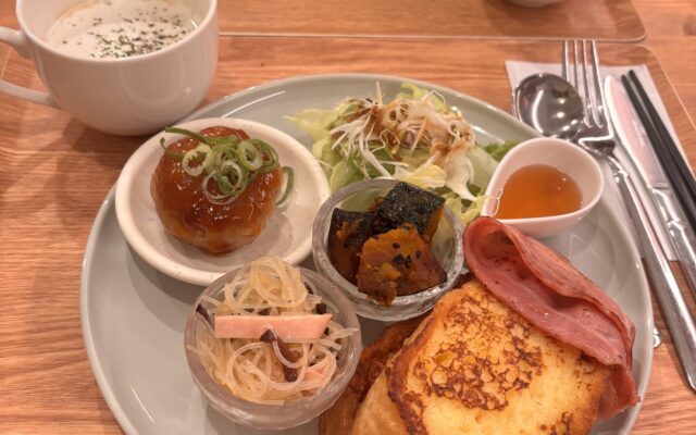 【呉市】絶品！chouchou cafe（シュシュカフェ）の「フレンチトーストプレート」で大満足ランチ｜カーマッチ広島呉店